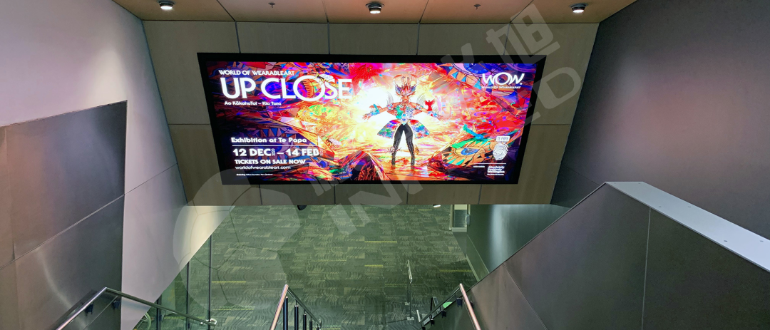 视爵光旭为威灵顿国际机场安装有机场出入口LED广告屏