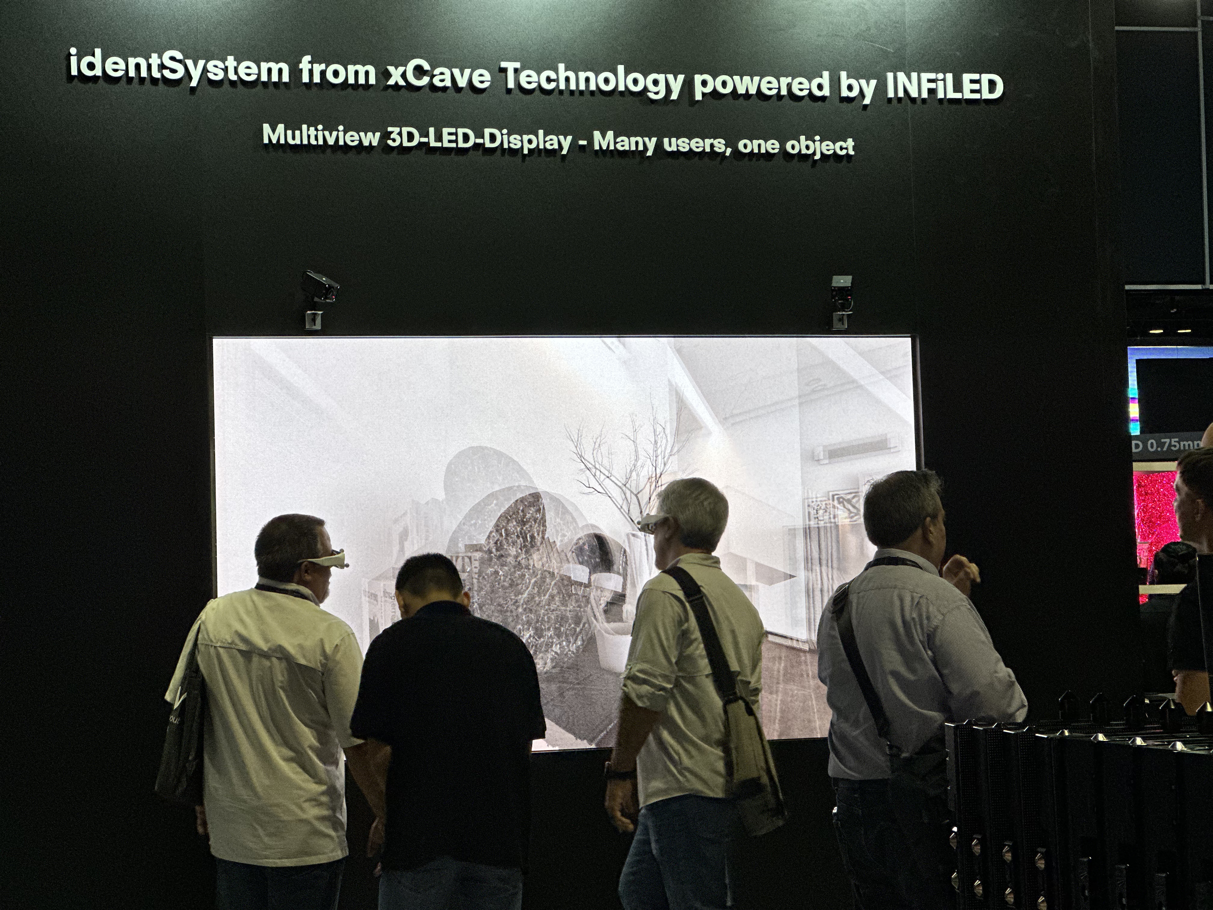视爵光旭与 xCave Technology共同打造的沉浸式显示系统