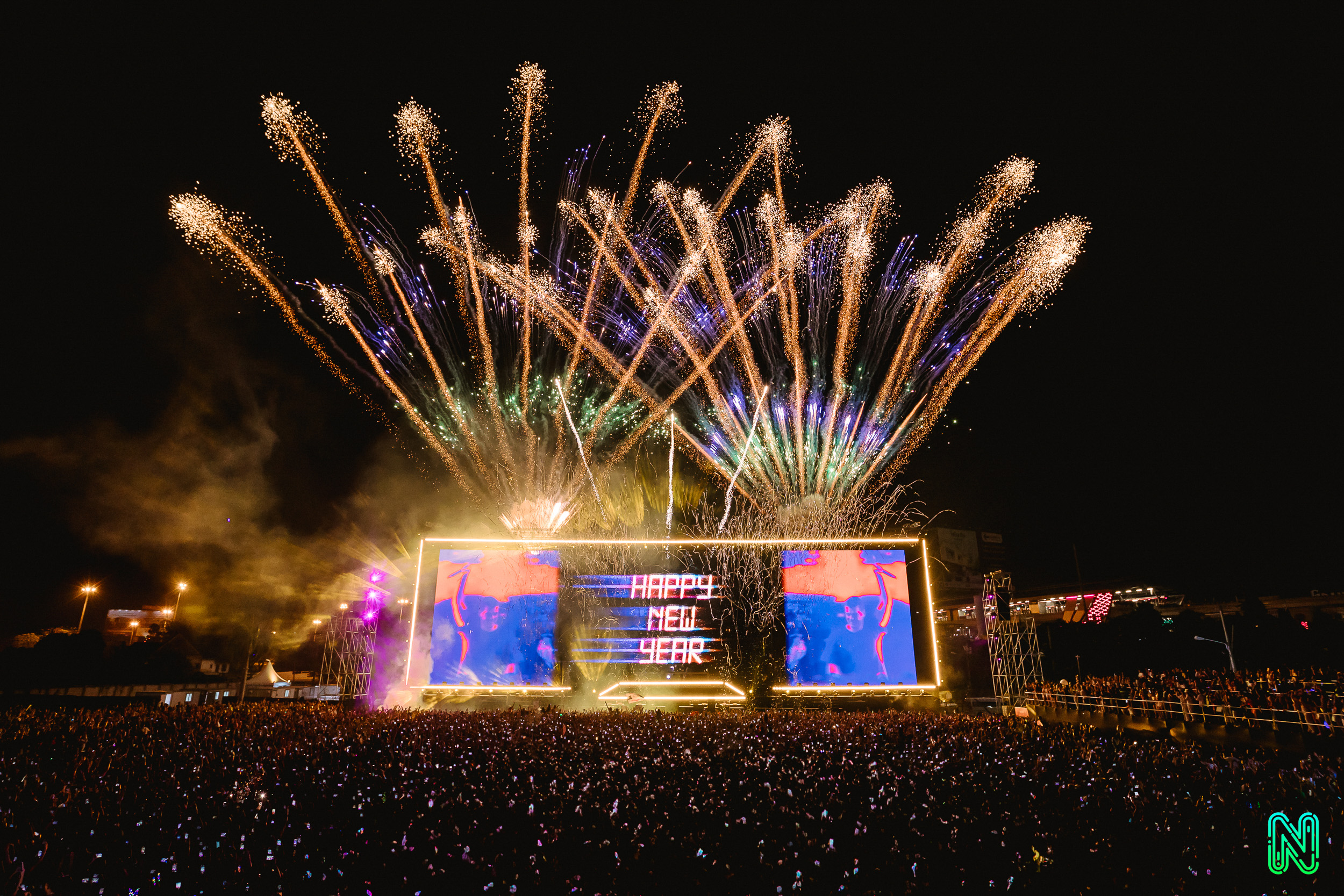 NeonCountdown2024