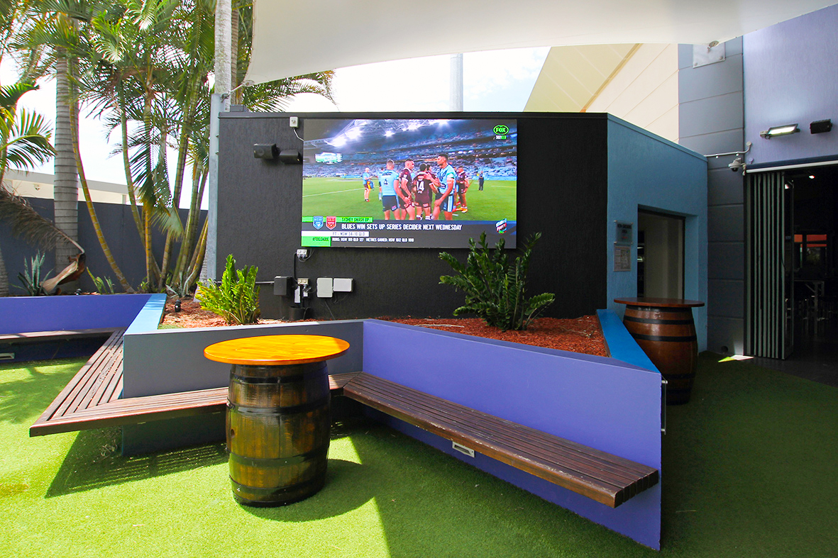 Redcliffe Leagues Club has benefited from a VuePix INFiLED LED screen for their club house