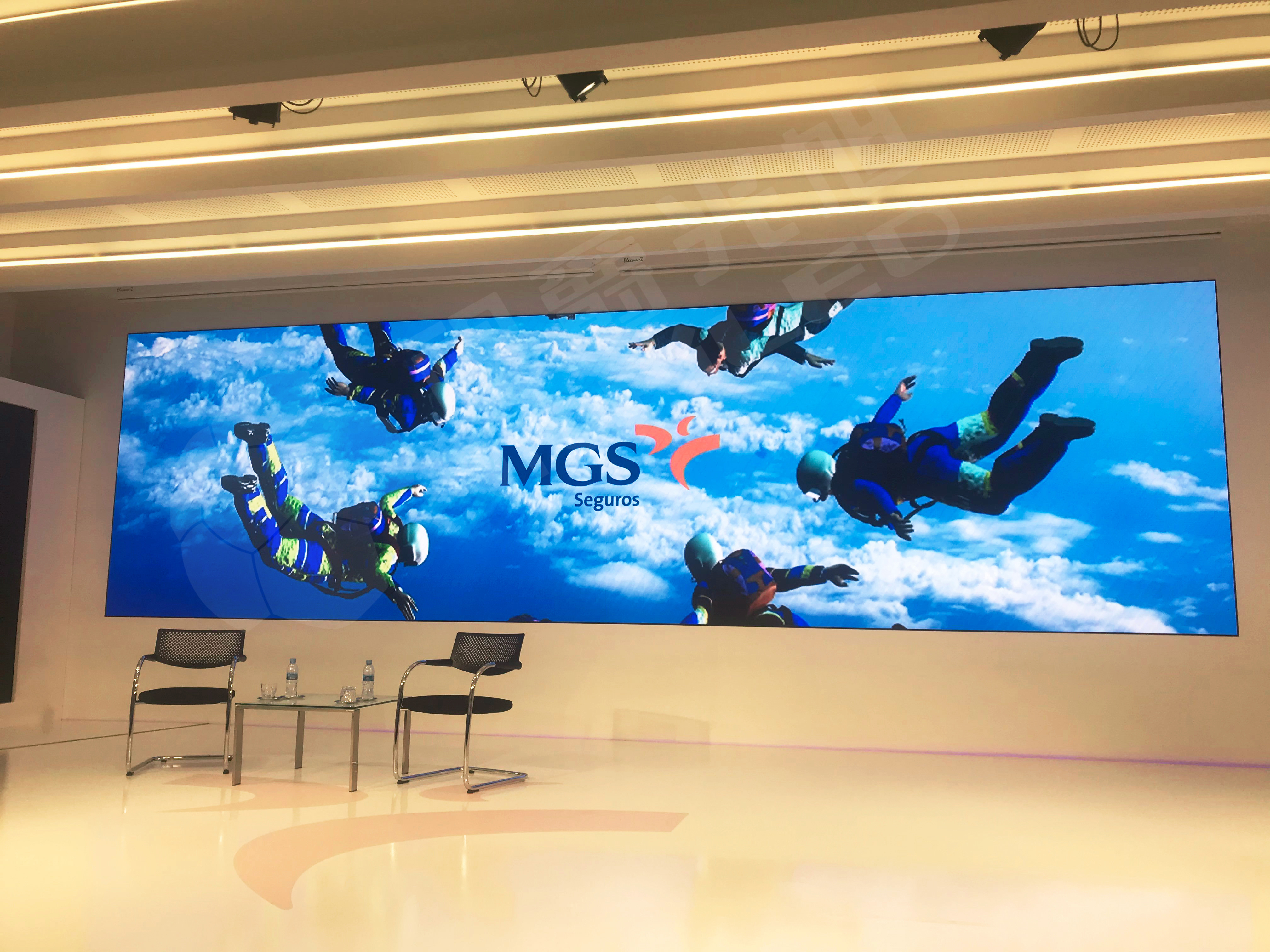 视爵光旭室内小间距LED显示屏助力西班牙MGS公司数字化升级