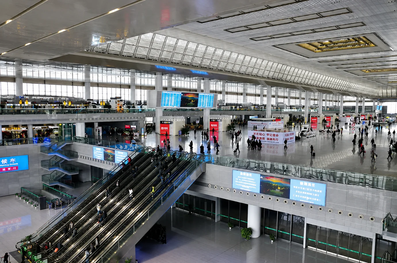 连接千万旅客的每一次出发｜视爵光旭入驻全国多座高铁站